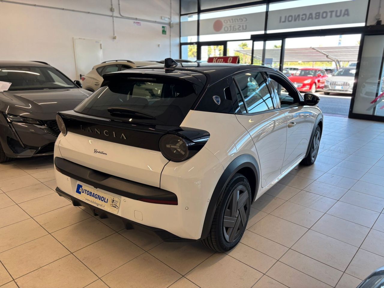 Other Lancia Ypsilon 51 kWh elettrica 156 CV KM 0 imagem 3