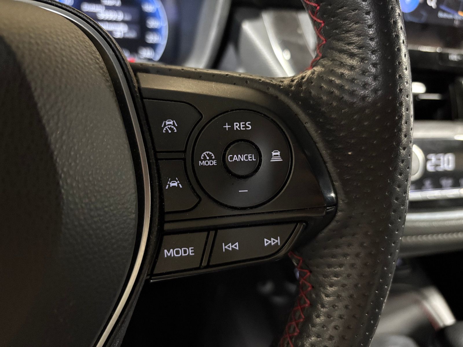 Fahrzeugabbildung Toyota Corolla Touring Sports 2.0 Hybrid GR Sport/APPLE