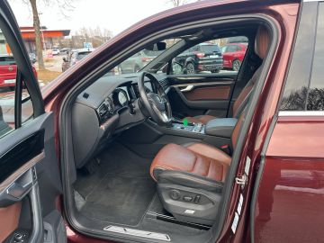 Volkswagen Touareg - 9