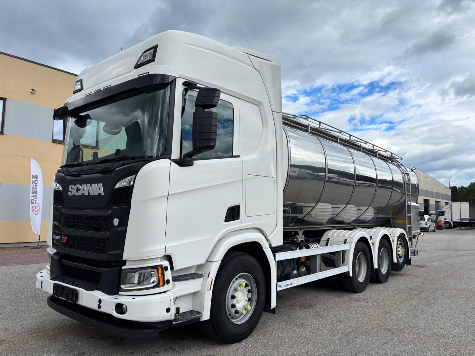 Scania R500 XT 8x4*4 EURO6 + RETARDER + 4 COMPARTMENTS 