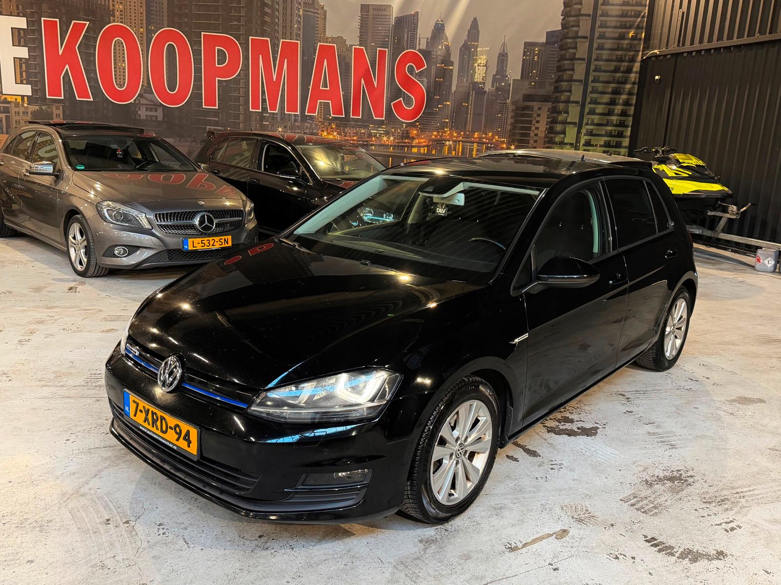 Volkswagen Golf 1.6TDI BleuMotion 2014 5D Led/Navi/Ambion/F