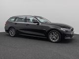 BMW 330e Sport Line 360°Alarm HUD DAB HiFi Fernlicht - BMW: Kombi