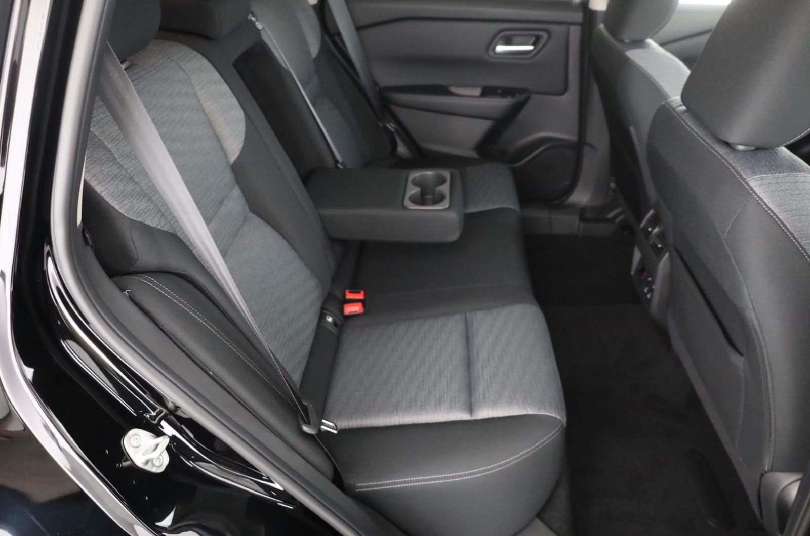 Fahrzeugabbildung Nissan X-Trail N-Connecta 1.5 VC-T mHEV X-Tronic