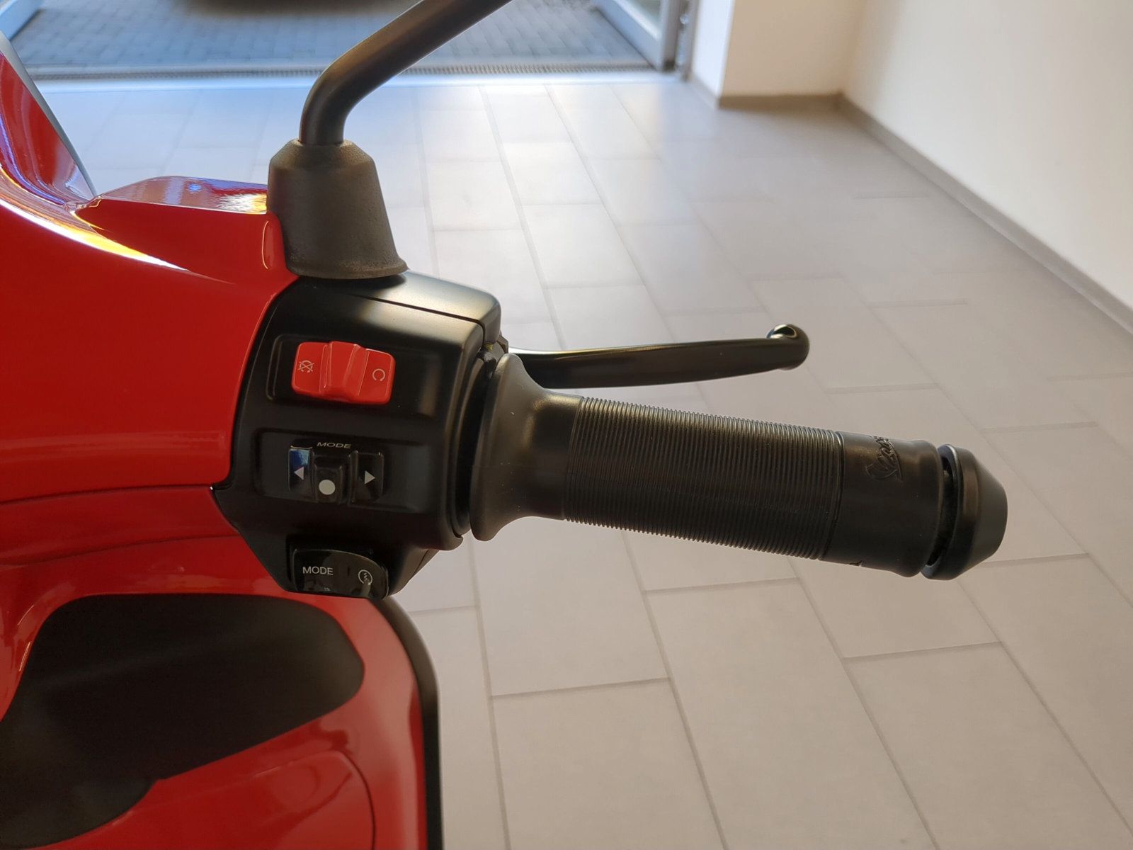 Fahrzeugabbildung Vespa SPRINT S 50 ROSSO CORAGGIOSO