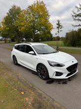 Ford Focus 1,5 EcoBoost 134kW ST-Line Turnier