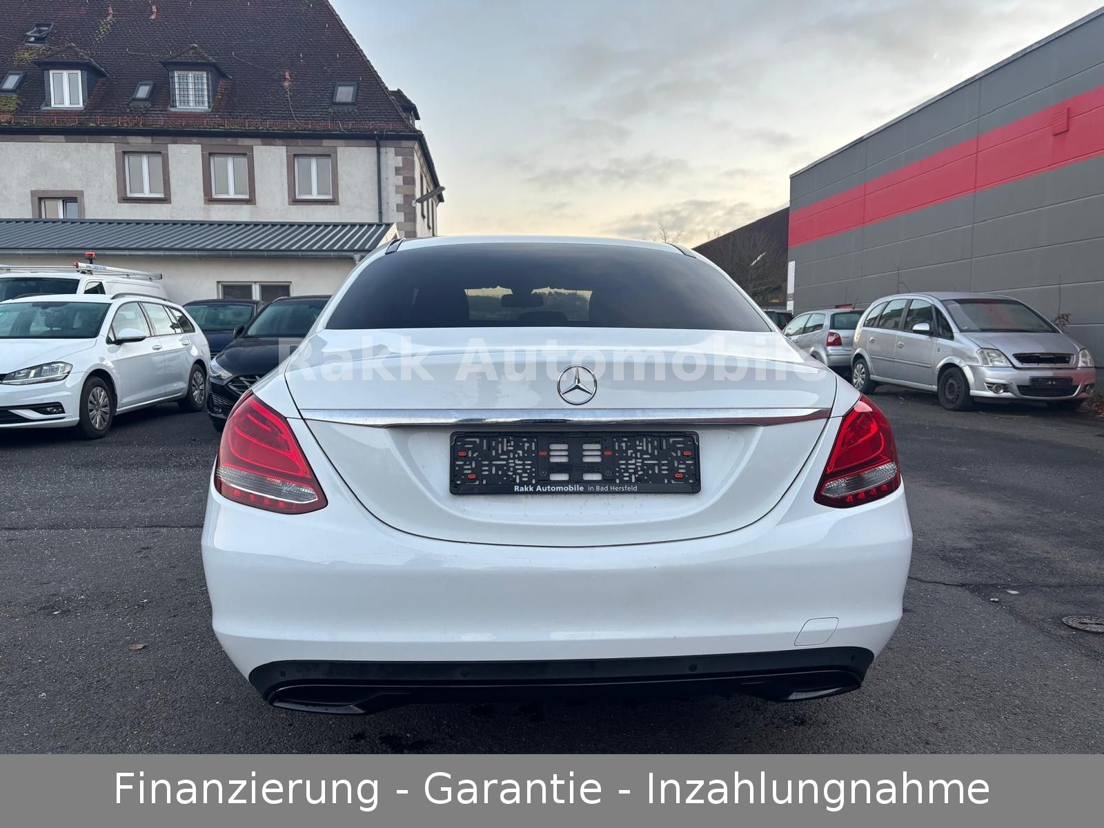 Fahrzeugabbildung Mercedes-Benz C 180 d Limo 9G-TR. Avantgarde Night-APPS-PDC-