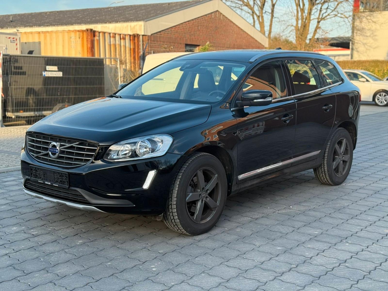 Volvo XC 60 Summum 2WD 1HD LEDER AUT  NAV AHK