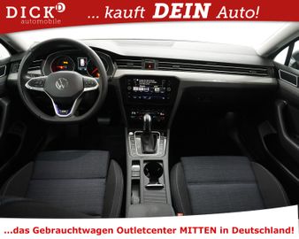 Volkswagen Passat Variant - 11