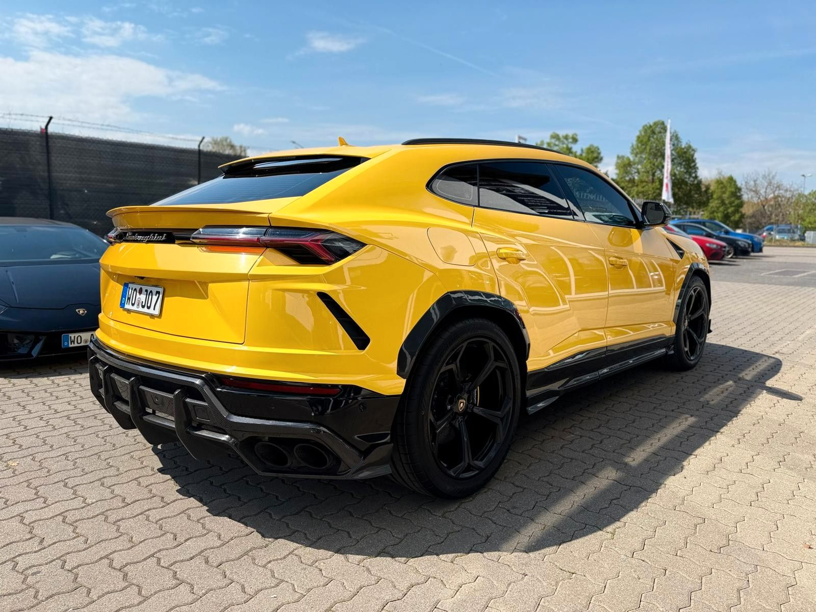Lamborghini Urus*CARBON*B&O*360°KAMERA*STERNEHIMMEL*PANO* foto 6