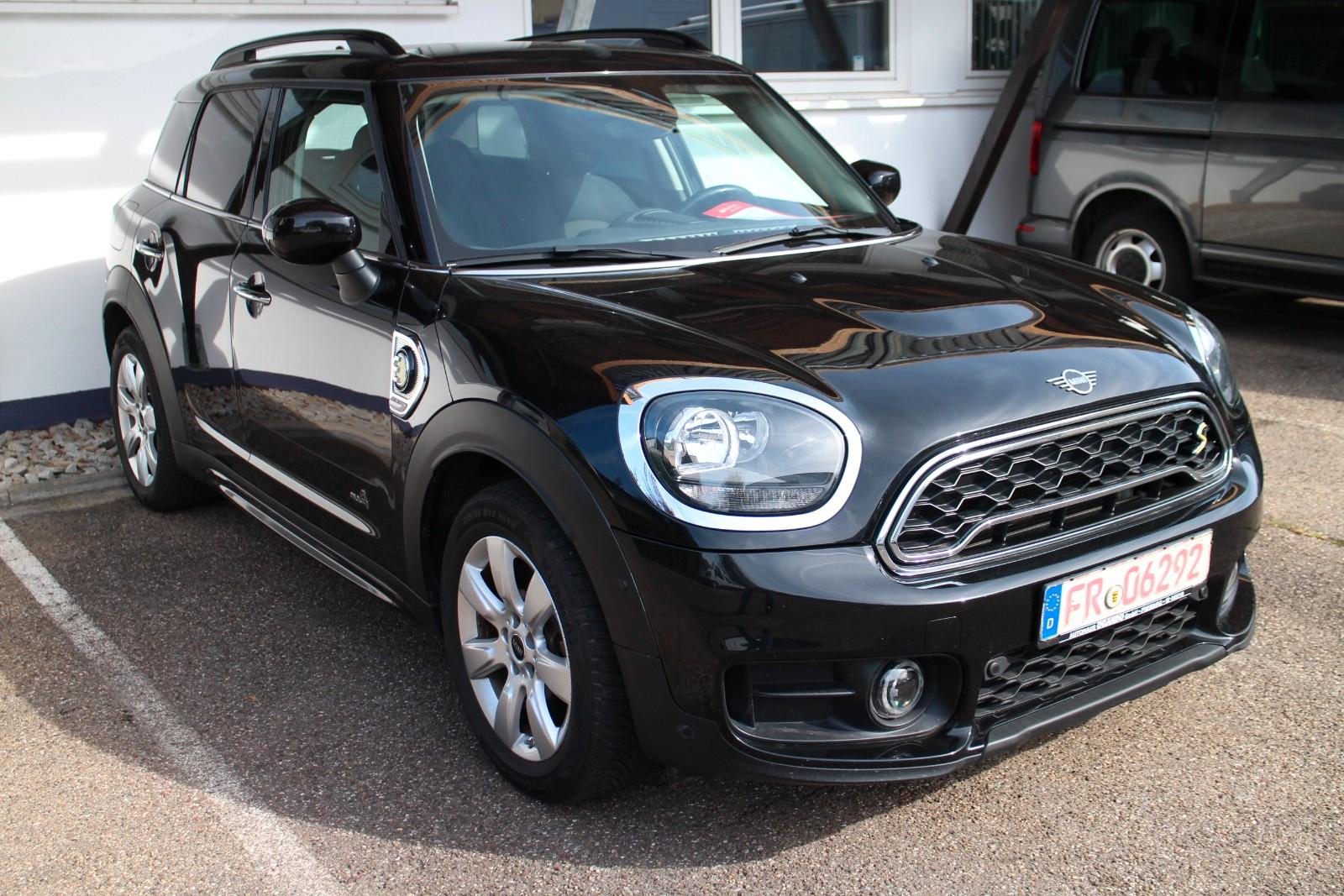 MINI Countryman Cooper SE ALL4/Autom/Nav/PDC/SHZ/Klim
