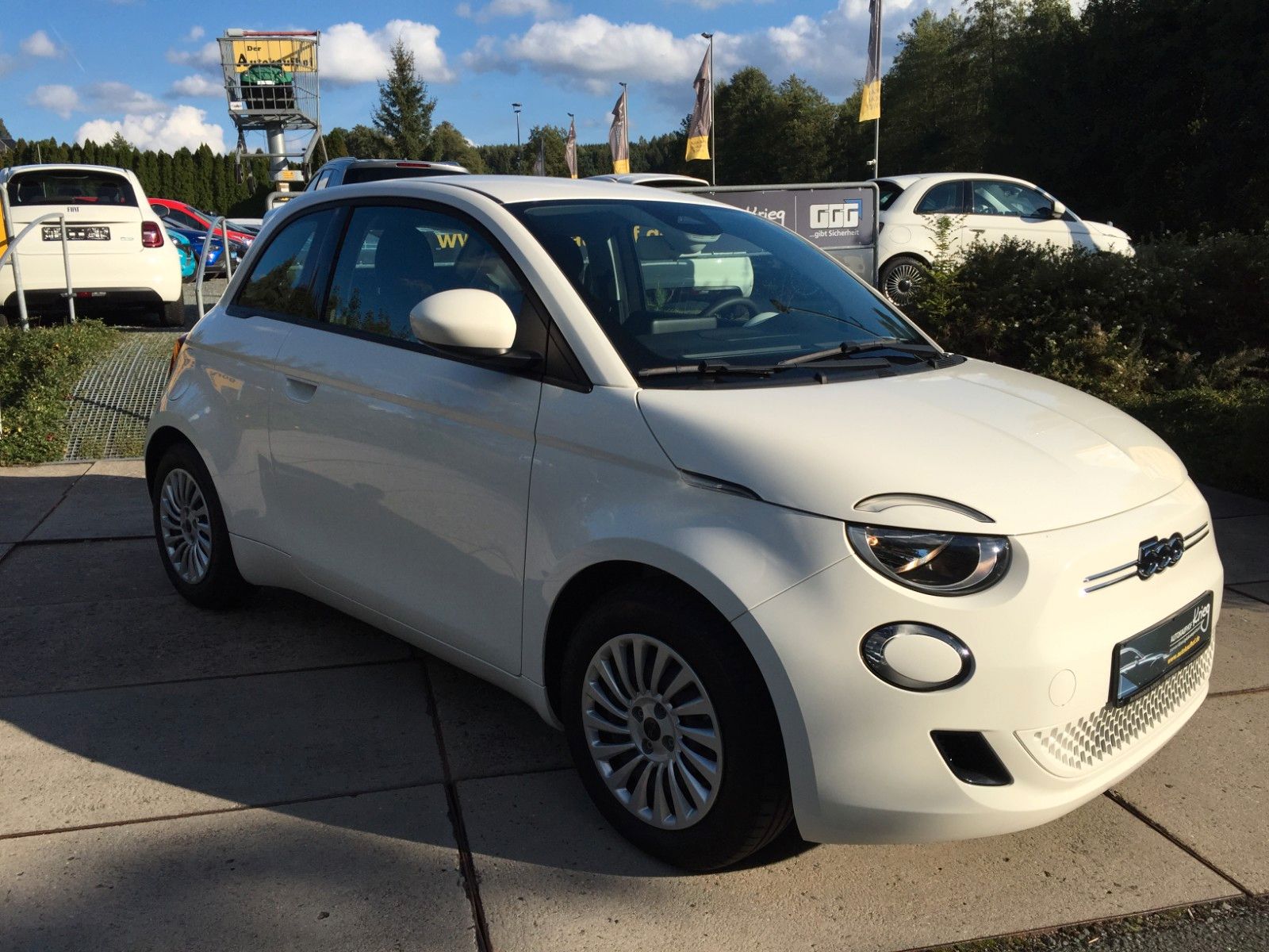 Fiat 500e  Tempomat, Carplay / Android Auto