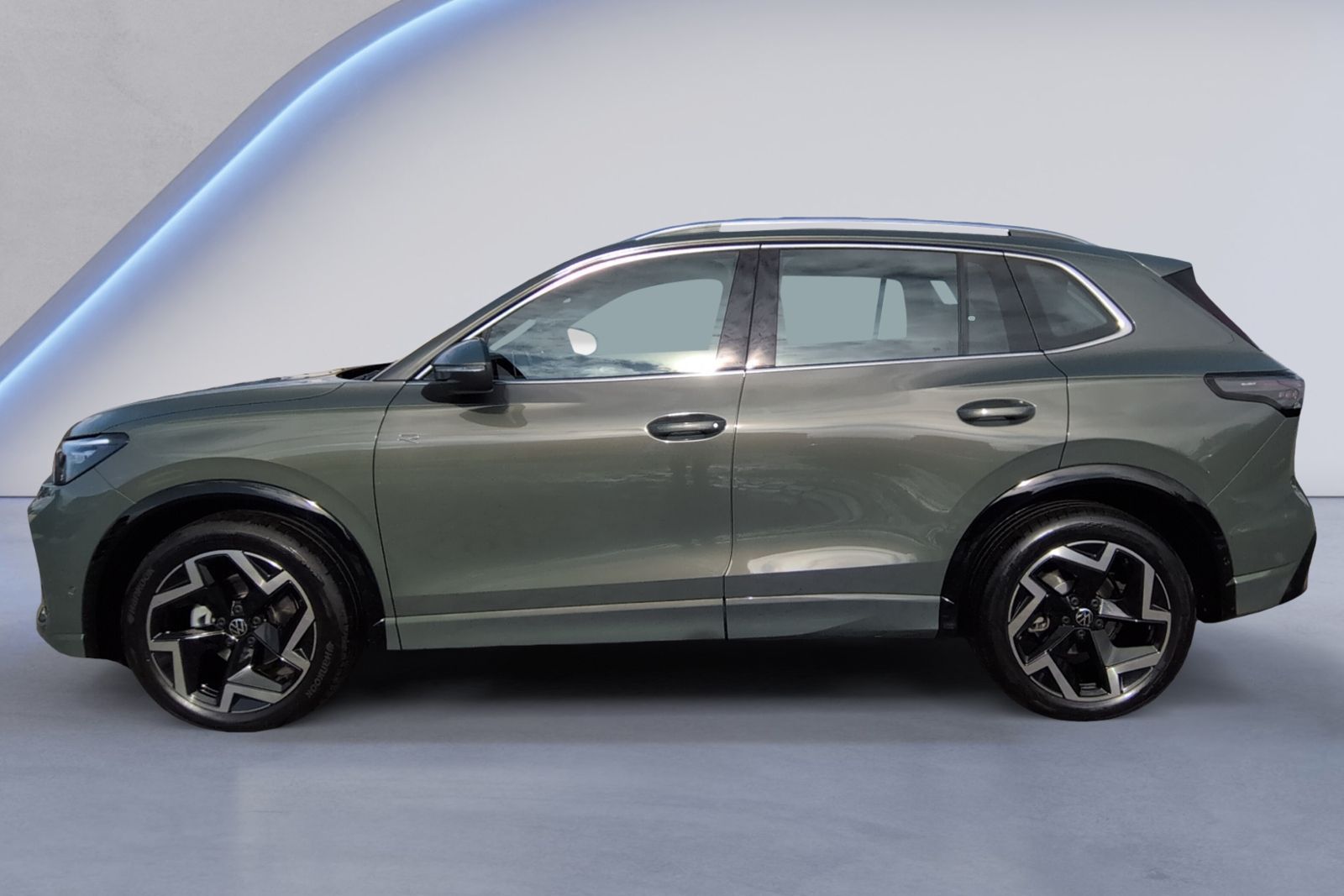 Tiguan R-Line 1.5 eTSI DSG AHK+RFK+