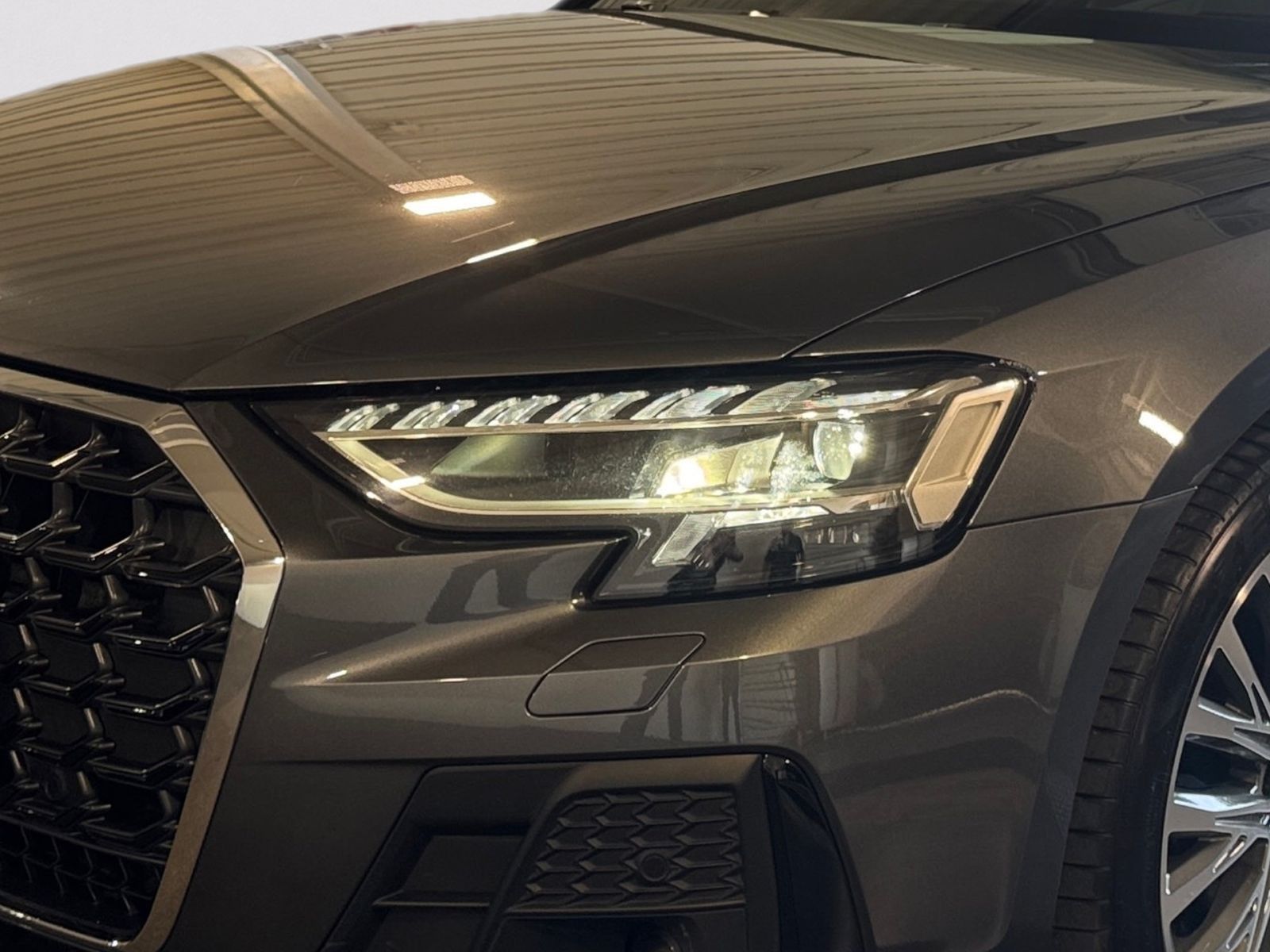 Audi A8 - Bild 8
