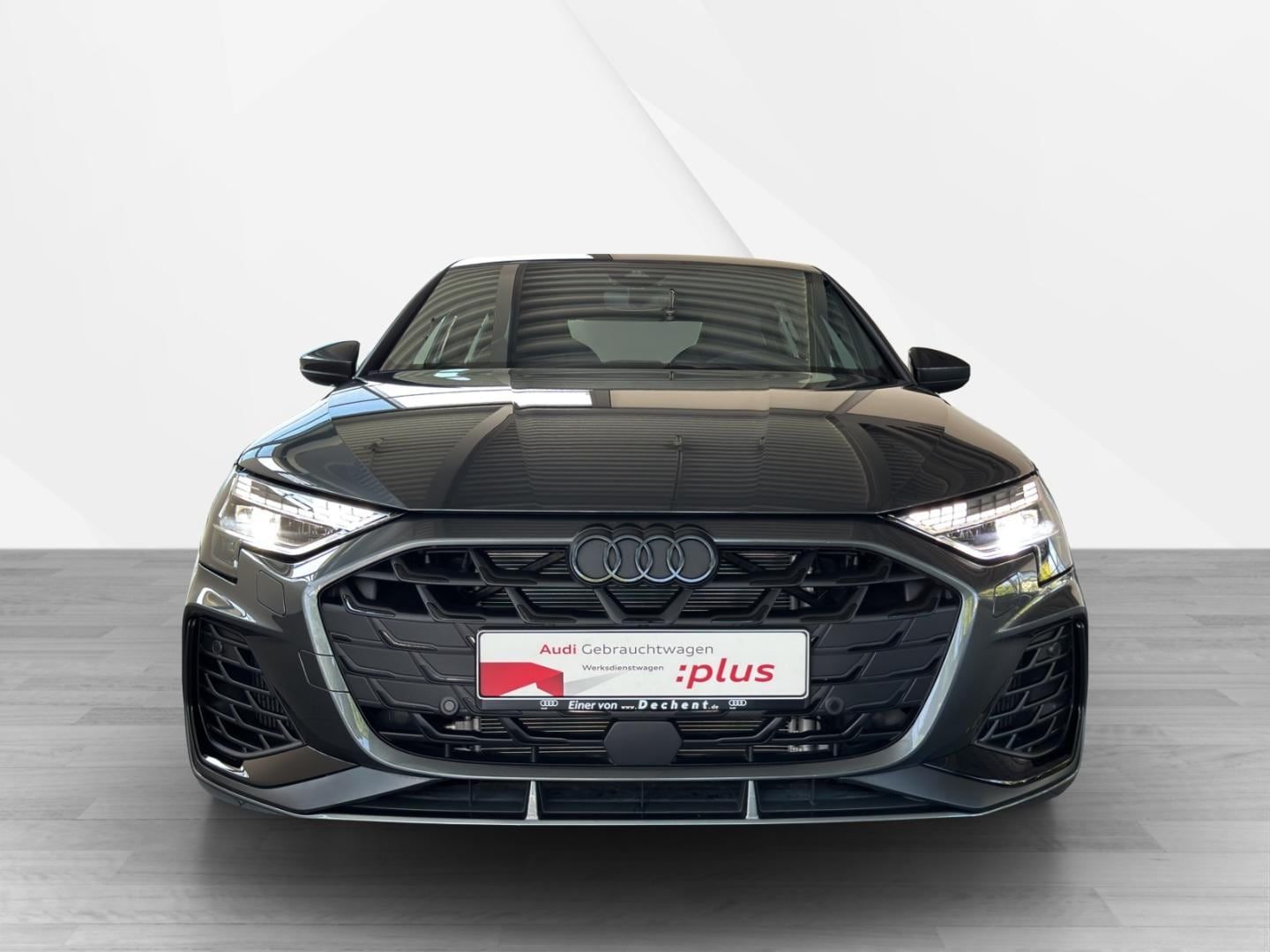 Fahrzeugabbildung Audi S3 Limousine