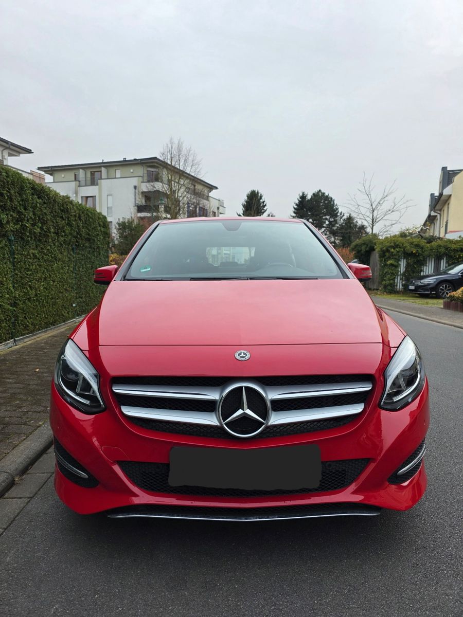 MERCEDES-BENZ B 200