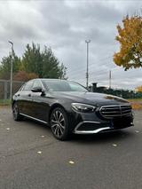 Mercedes-Benz E 220 d Autom. -