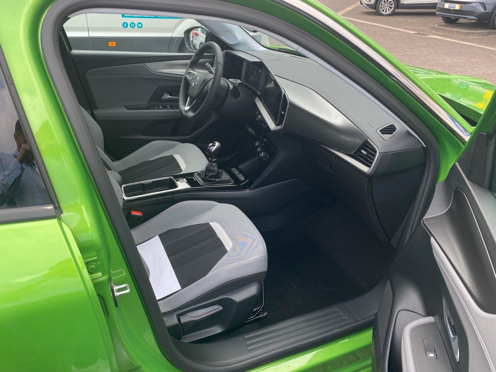 Fahrzeugabbildung Opel Mokka 1.2 Turbo 74kW Edition+ACC+LED+APP CONNECT