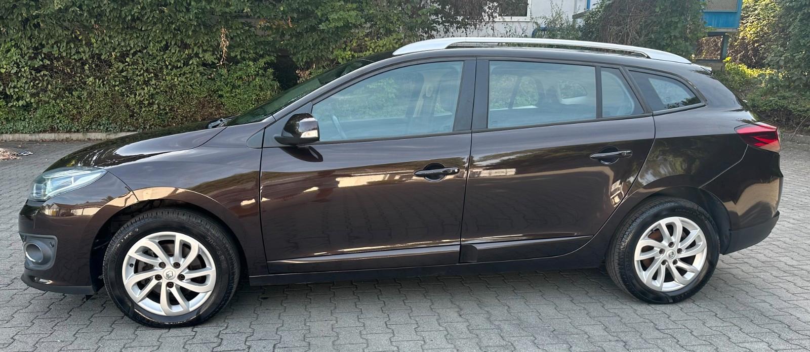 Renault Megane III Grandtour Paris