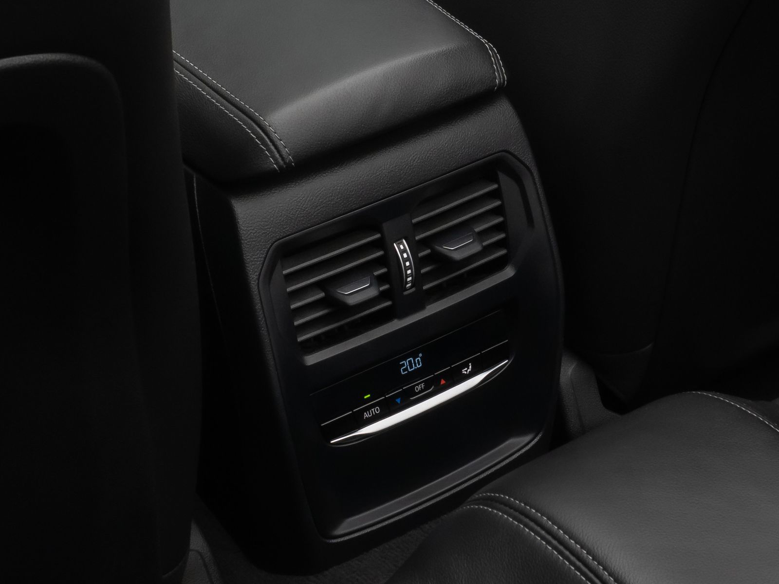 Fahrzeugabbildung BMW M440i xD Cabrio DAB Kamera HUD ACC H/K 19Zoll