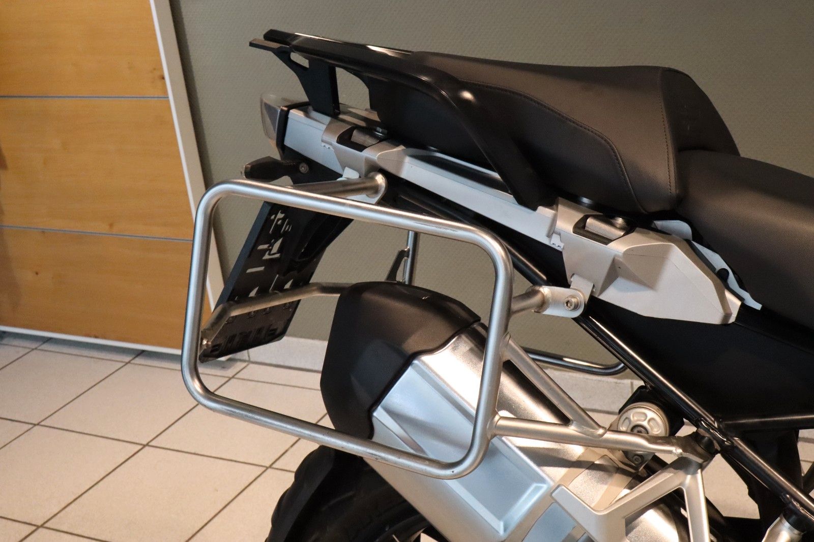 Fahrzeugabbildung BMW R 1250 GS mit Touratech Fahrwerk