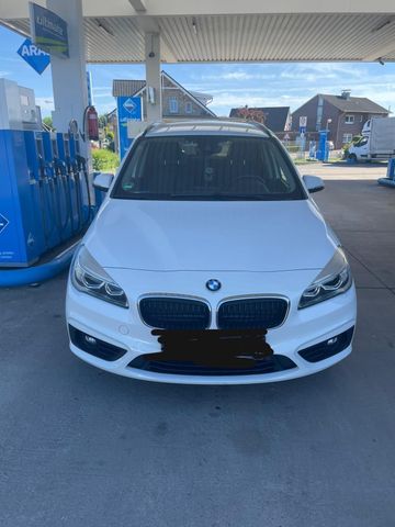 BMW BMW 218 D 7 Sitzer