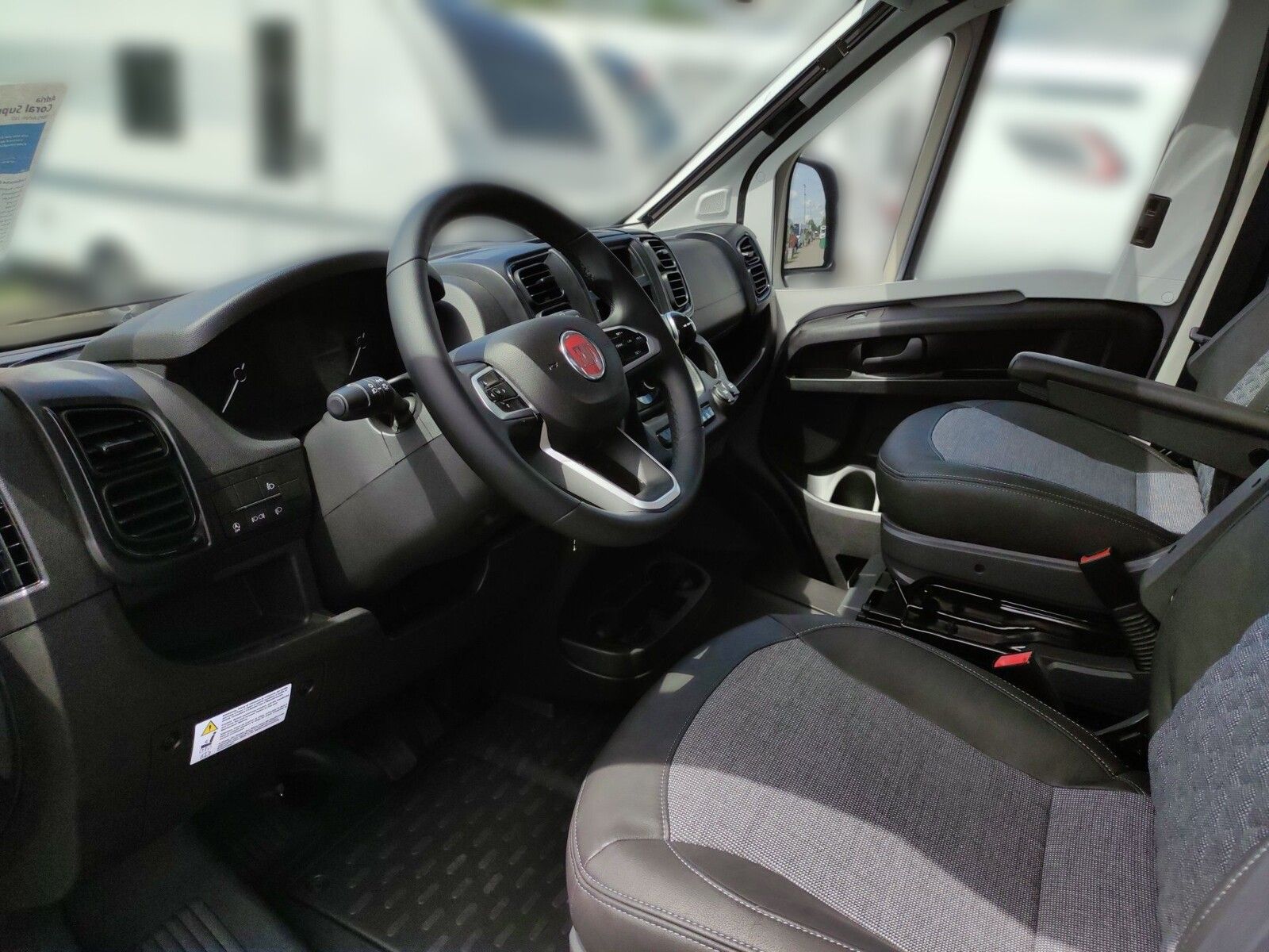 Fahrzeugabbildung Adria Coral Supreme 670 SL LED;Isofix,Doppelboden