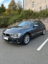 BMW 316d - - graue BMW 316