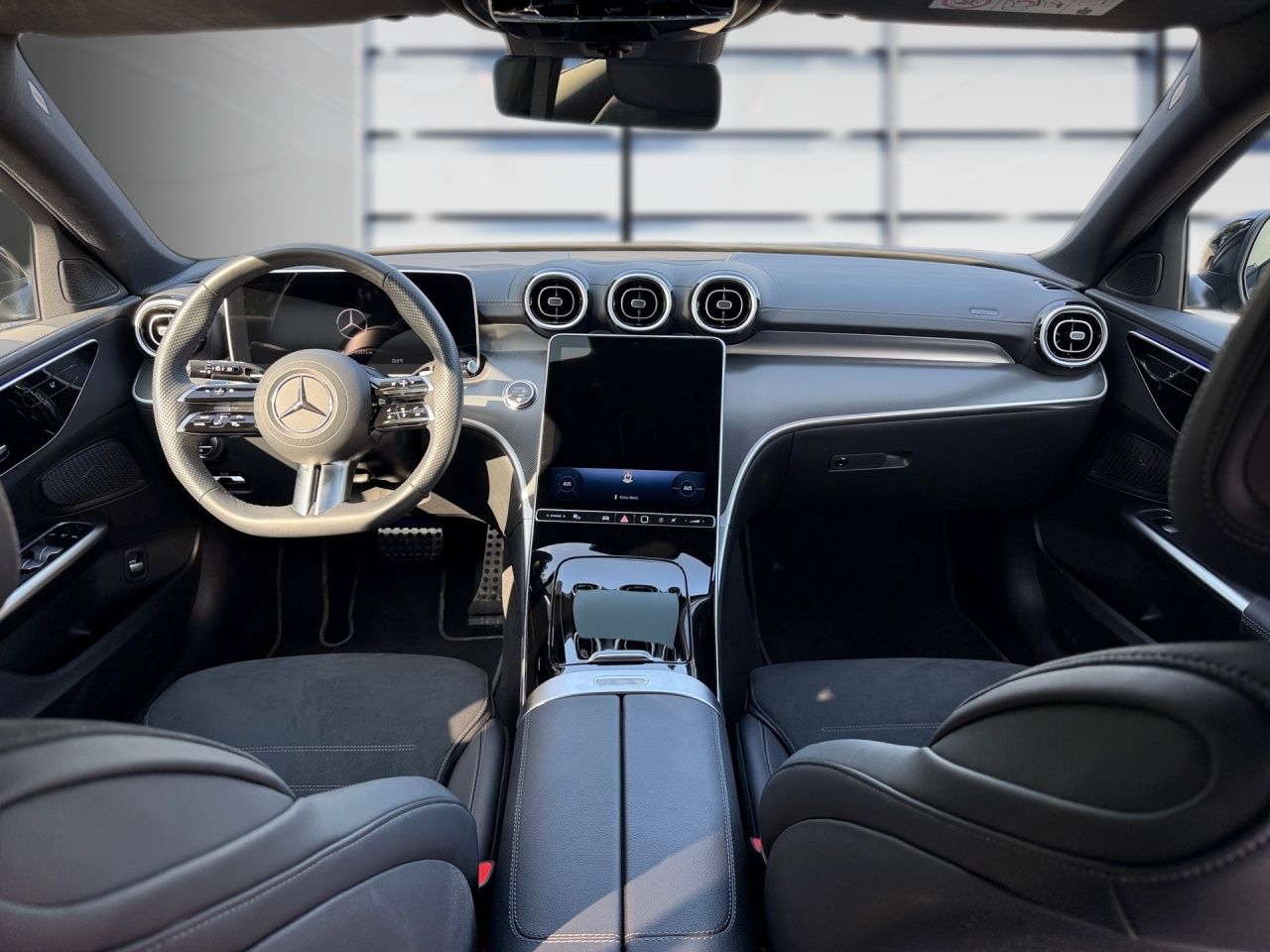 Fahrzeugabbildung Mercedes-Benz C 180 T AMG+NIGHT+AHK+KAMERA+KEYLESS+LED+