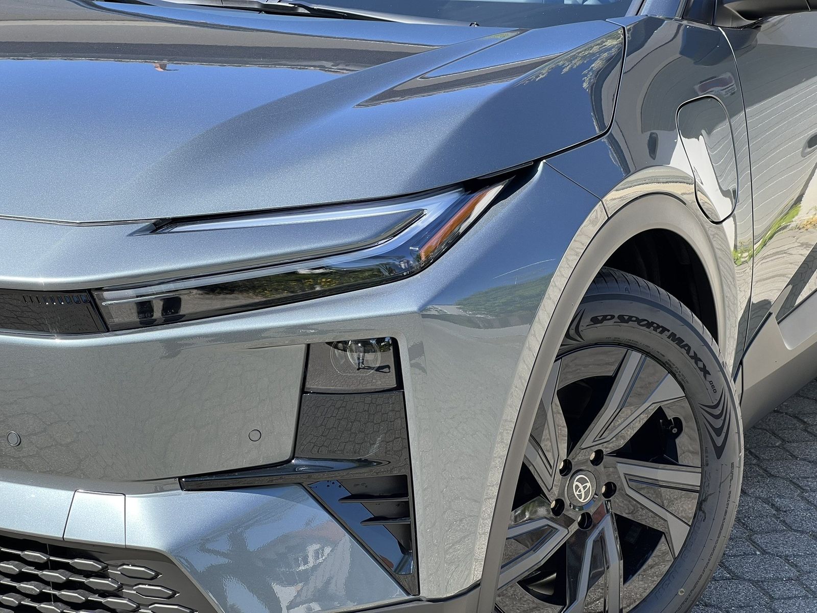 Toyota C-HR + 165 kW Teamplayer sofort verfügbar imagem 2