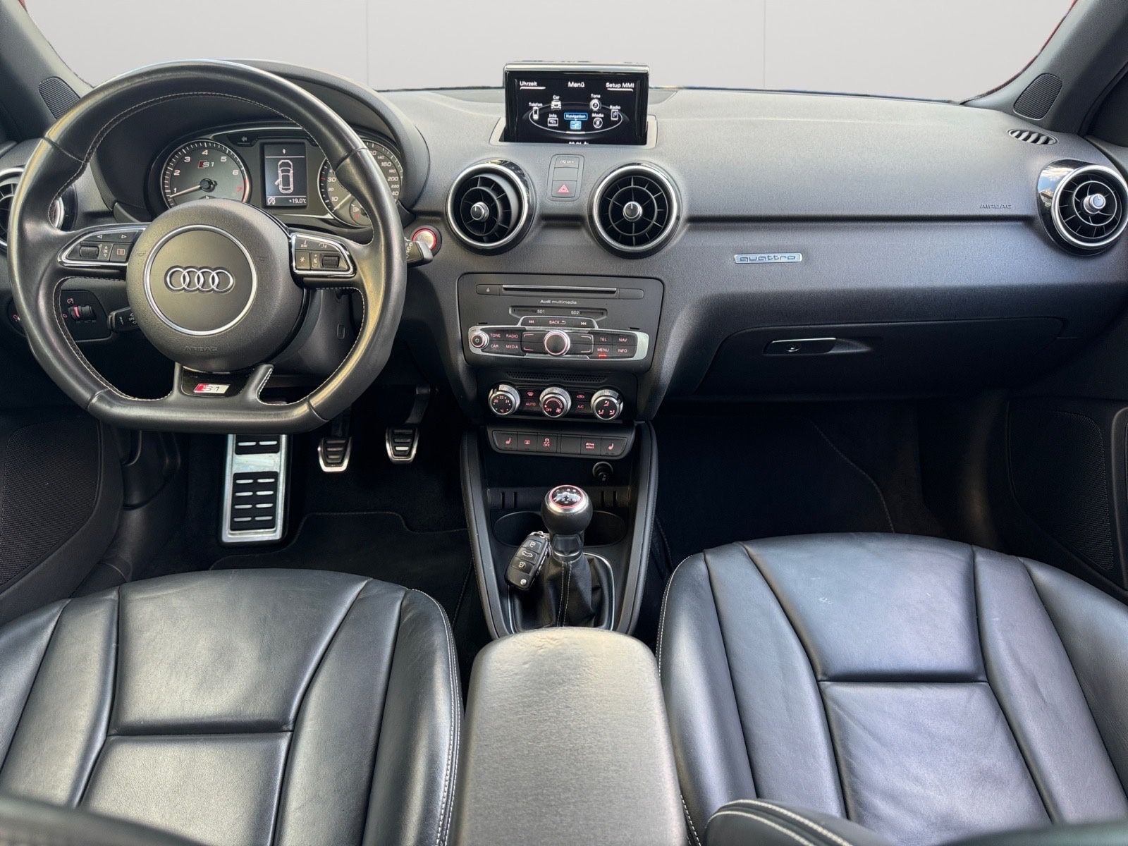 Fahrzeugabbildung Audi S1 Sportback 2.0 TFSI quattro*LED*PDC*Leder*Xeno