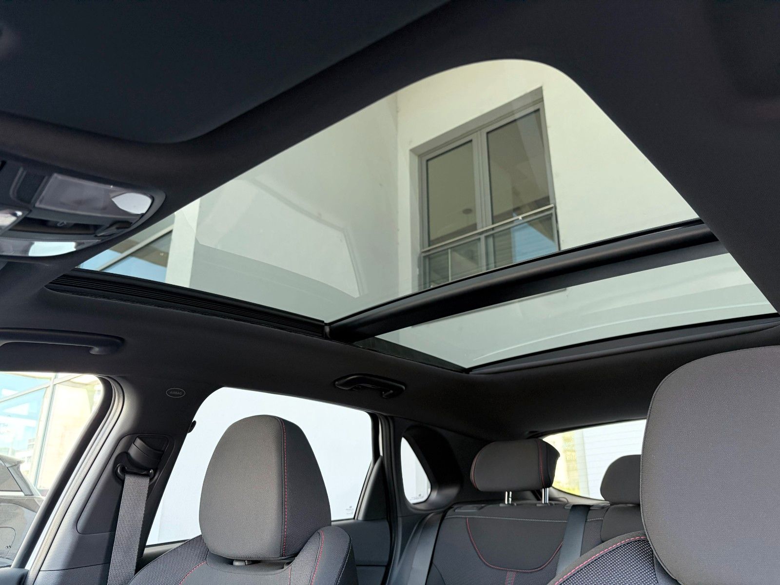 Fahrzeugabbildung Hyundai i30 N Line MY26 1.6 T DCT PANORAMA!