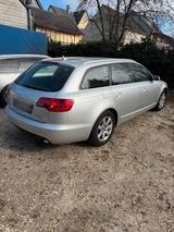 Audi A6 3.0L V 6 aus 2006 - Audi A6 aus 2006: 3.2