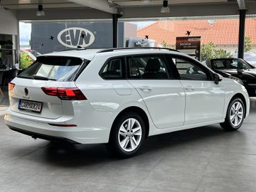 Volkswagen Golf - 6