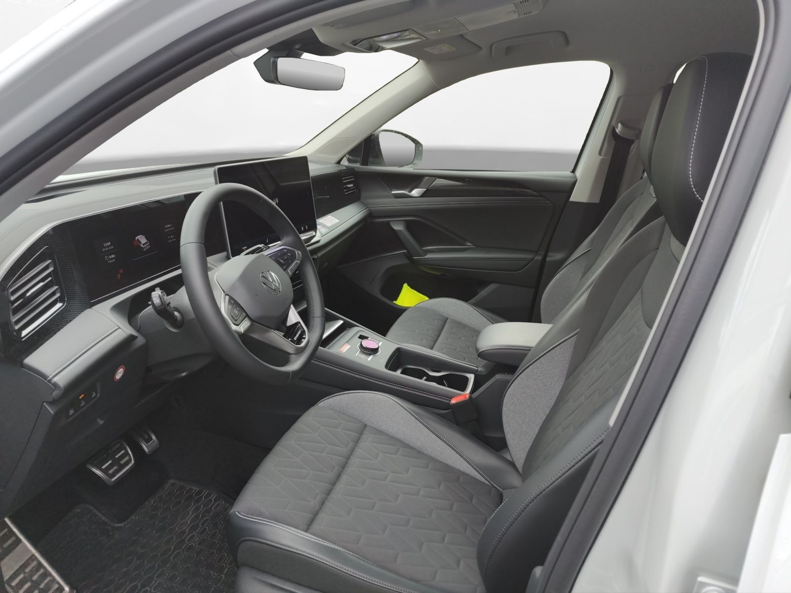 Volkswagen Tiguan ENERGY 1,5 l eTSI IQ Light,AHK,Navi imagem 2