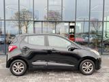 Hyundai i10 Style 1.2 Automatik - Hyundai i10: Schwarz