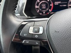 Fahrzeugabbildung Volkswagen Tiguan Highline 2.0 TDI 4MOTION PANO*360°*NAVI!!