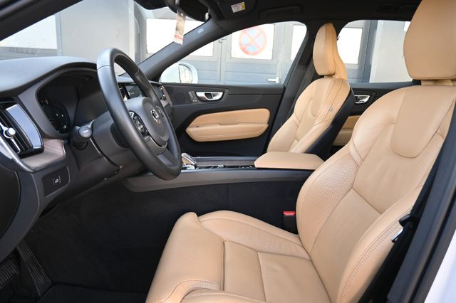 Volvo XC60 B4 Plus Bright*LED*Google*STHZ*NAVI*AHK