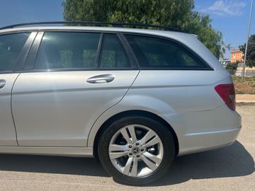 Mercedes C 220 - 4