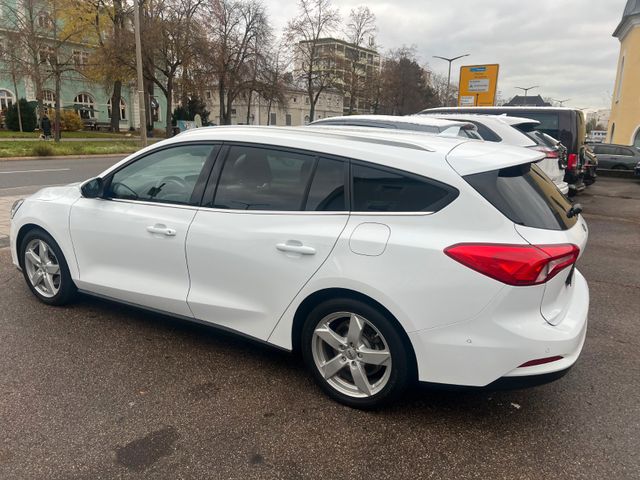 Ford Focus Turnier Titanium.2.0 Tdci Automatik.Navy.