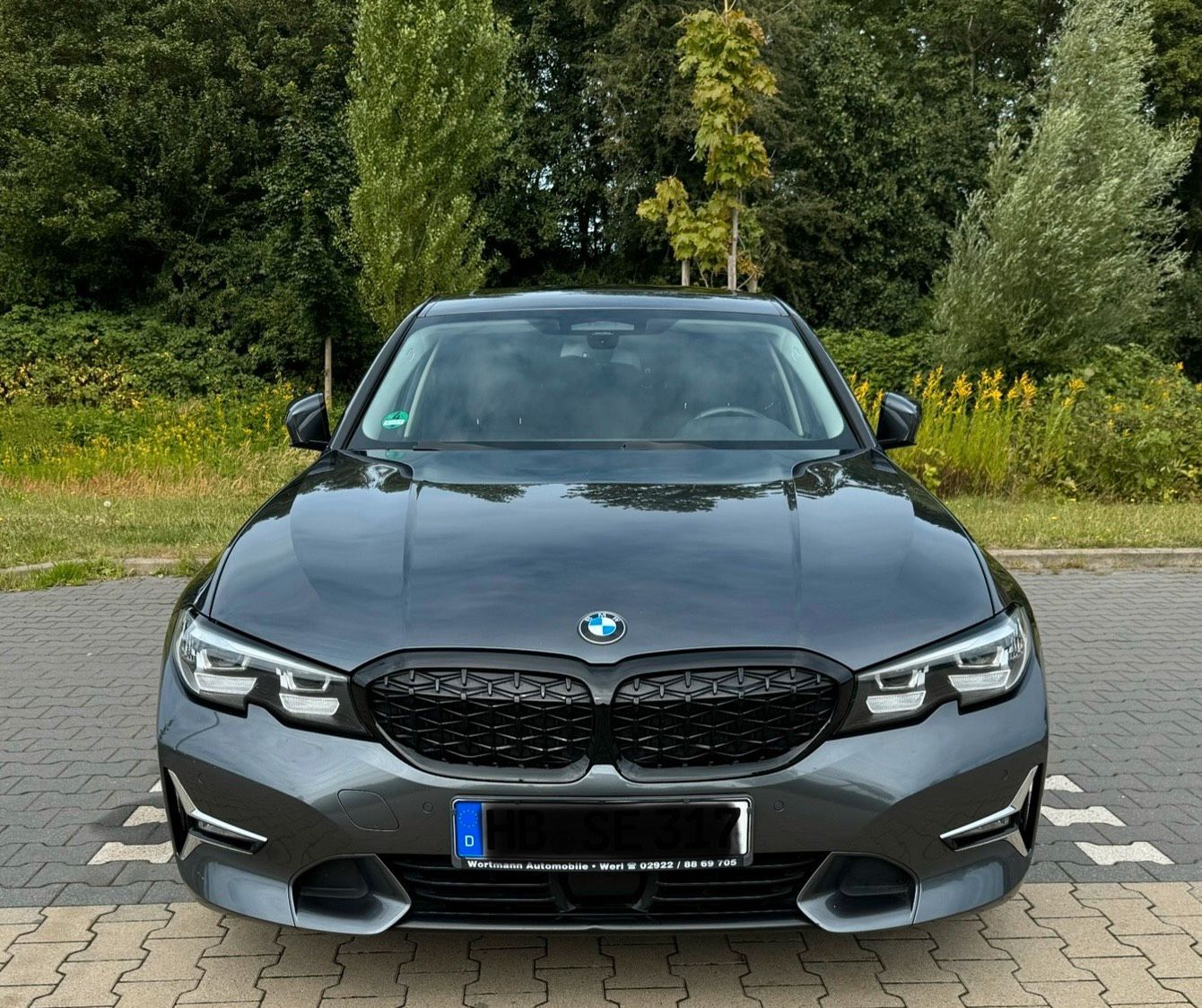 BMW BMW 320 BMW 320i xDrive Luxury Line LMTEDT...