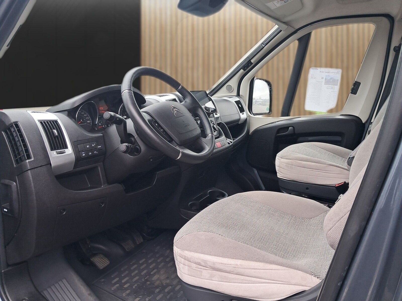 Fahrzeugabbildung Pössl 2Win R Plus Citroen 140 PS Mark./AHK/Navi/Solar