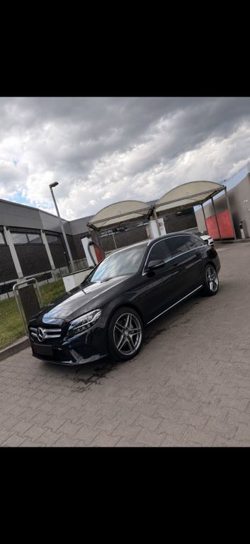 Image of Mercedes-Benz C 300