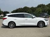 Ford Focus Titanium LED+ACC+LANE+SIDE+CARPLAY+DAB+PDC - Ford Focus mit Diesel-Antrieb: Kombi, Titanium