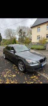 BMW  e60 530i smg TÜV neu - BMW 530 Limousine Automatik 530i e60 mit Benzin-Antrieb