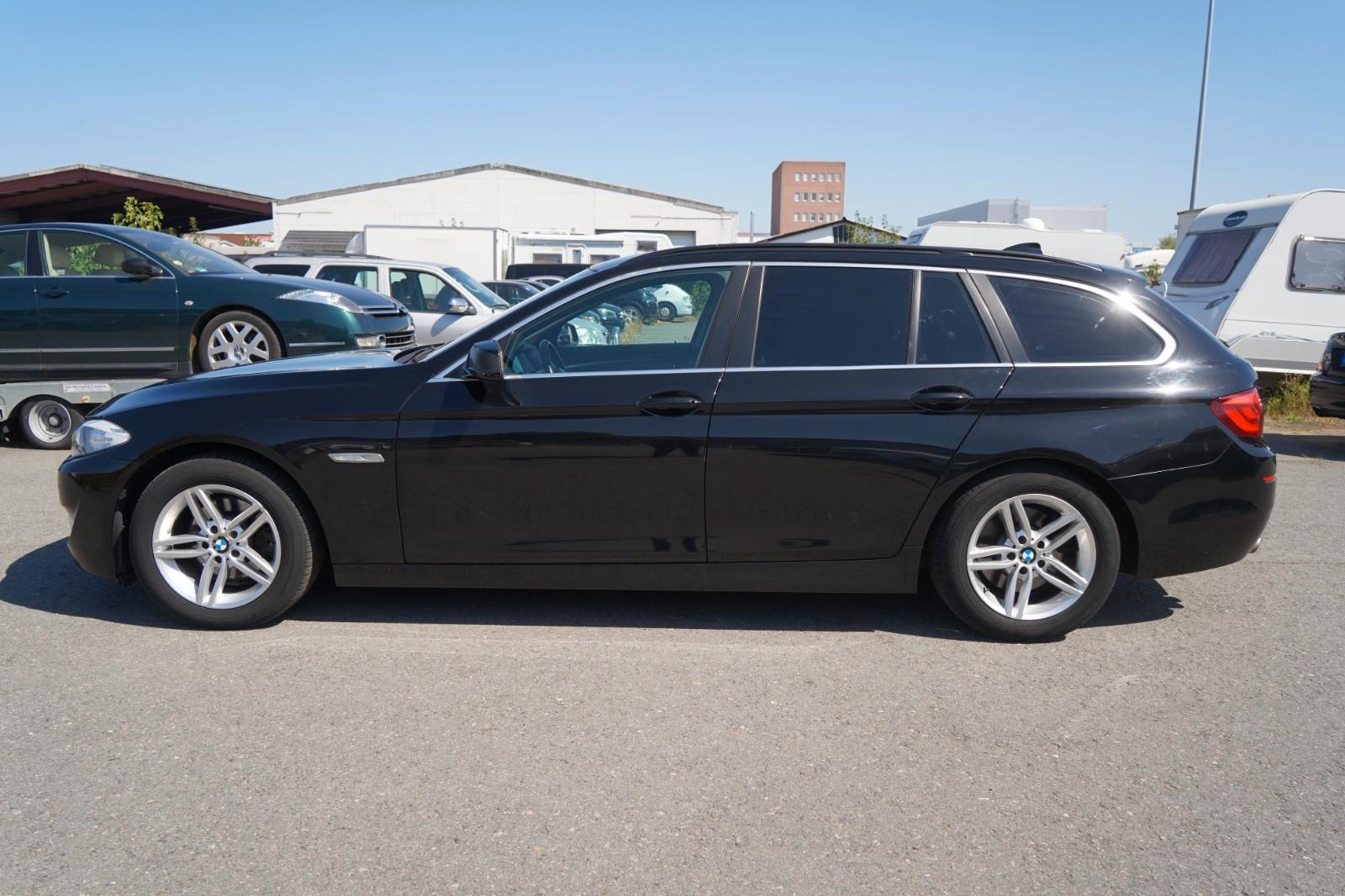 BMW 520d F11 Touring Bi-Xenon*Navi*Temp*AHK*