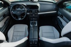 Fahrzeugabbildung Mercedes-Benz E 500 Cabrio AMG Line*Airscarf*