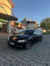 BMW 520d Luxury Line HARMAN KARDON / ADAPTIVE LED