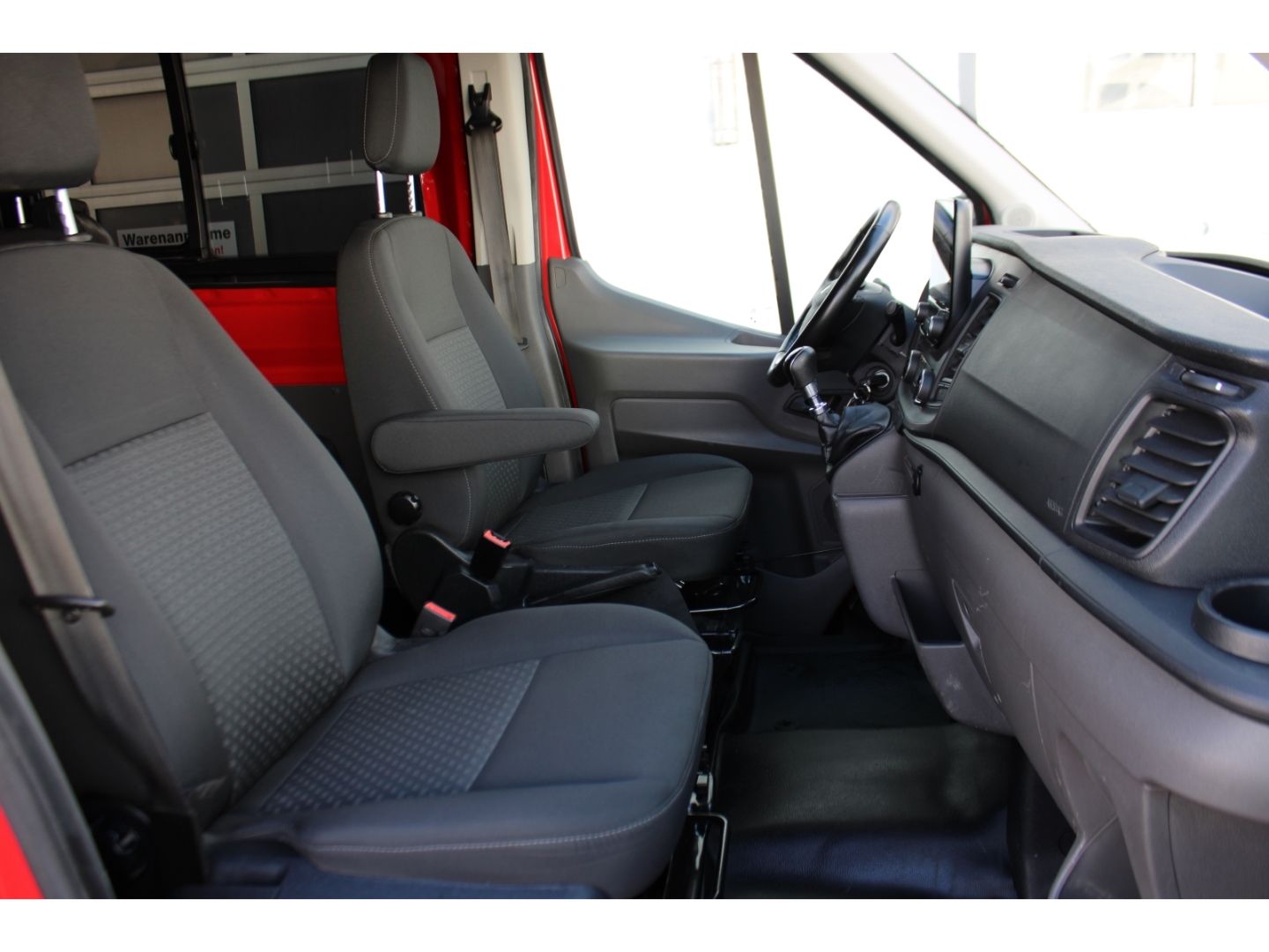 Fahrzeugabbildung Ford Transit 350L4 Kasten DoKa Trend StHZg AHK RFK GR