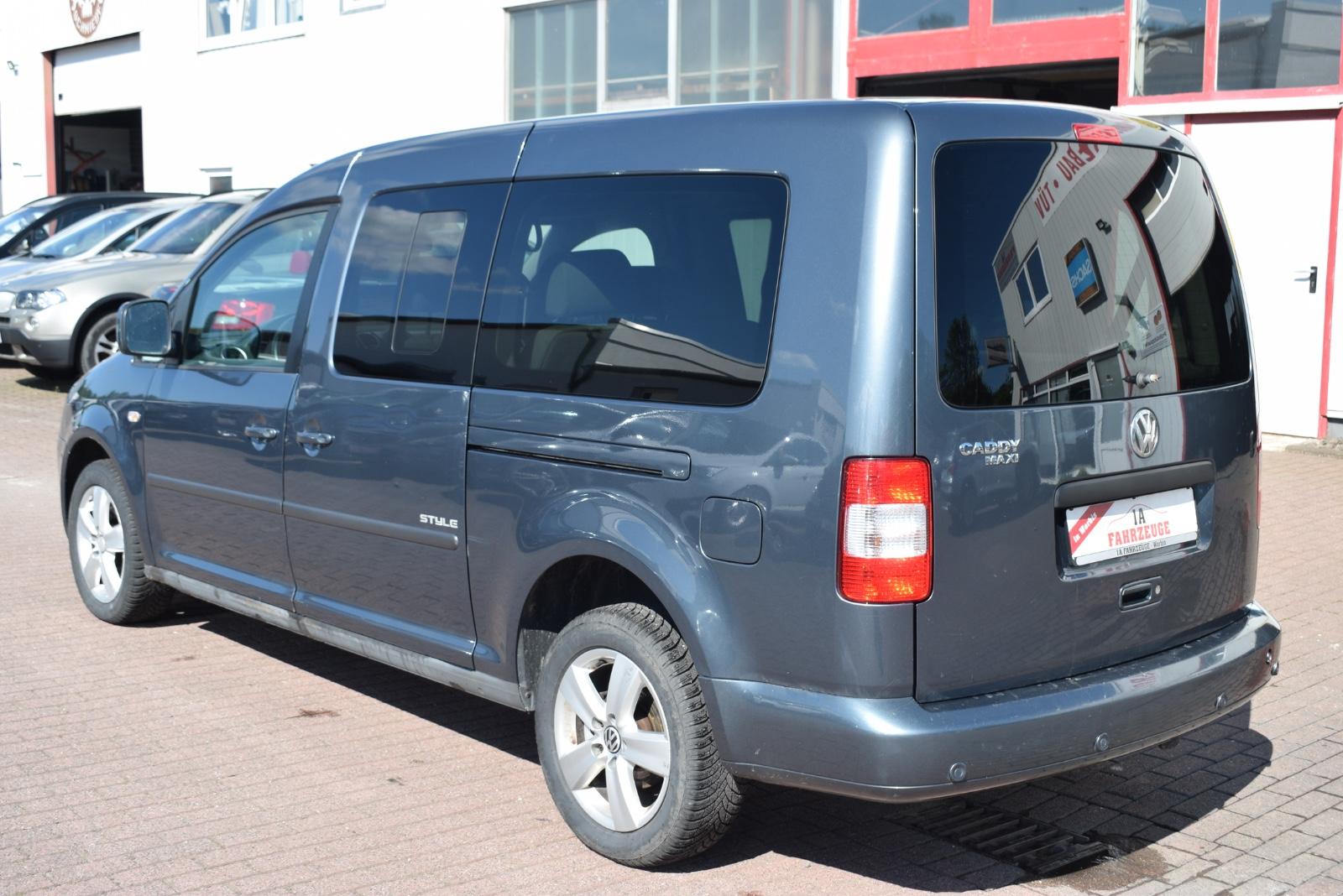 Volkswagen Caddy Maxi Life Style Behindertenger. Automatik