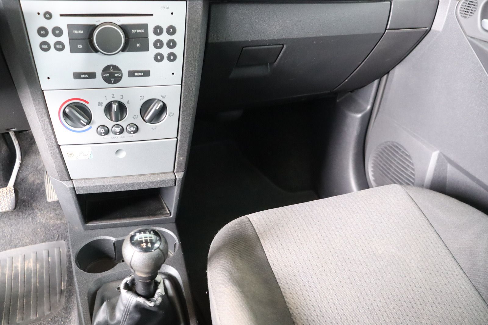 Fahrzeugabbildung Opel Meriva 1.4 TWINPORT * Klima *